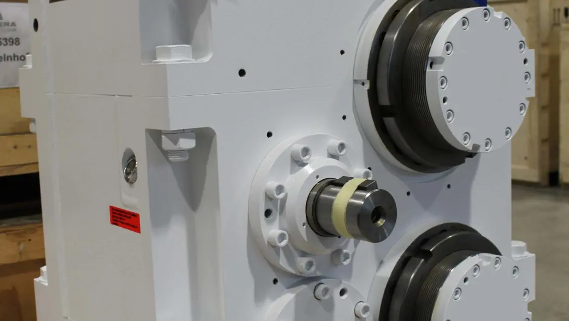 Kumera Drives for Metal Industries. Kumera Pinion stand gear units: Coiler gear units, Scissor drives, Leveler gear units, Draw bench drives, Sendzimir gear units.