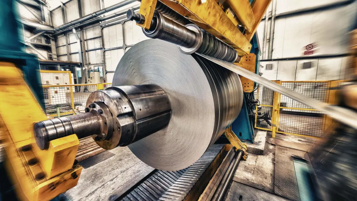 Kumera Drives for Metal Industries. Kumera Pinion stand gear units: Coiler gear units, Scissor drives, Leveler gear units, Draw bench drives, Sendzimir gear units.