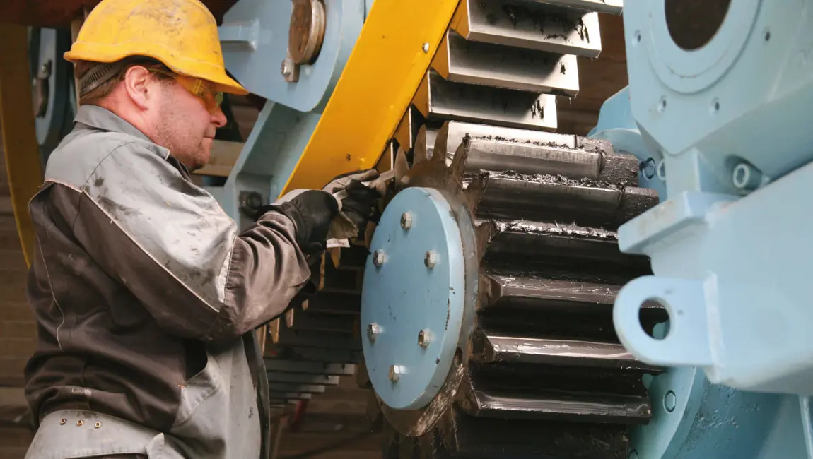 Kumera Custom Built Heavy-Duty Gearboxes for Opencast Mining. Kumera Conveyor Gearboxes and Landing Gearboxes.