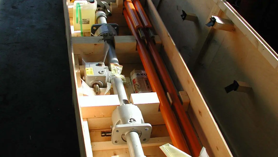 Kumera Anode Jacks. Smelters worldwide are served by Kumera Anode Jacking Systems securing high efficient pot operations. Since 1952 Kumera (Norgear) has been supplying Anode Jacking Systems for most used reduction technologies of aluminium production.