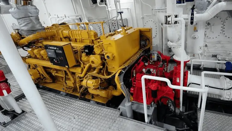 Kumera - Marine Gearbox Applications_Marine_Kumera Auxiliary system drives frontend gearboxes_2