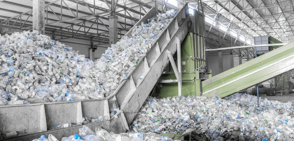 Kumera Drives for Material Handling. Kumera Material Handling Helical and Bevel-helical gear unit series for all conveyor applications.