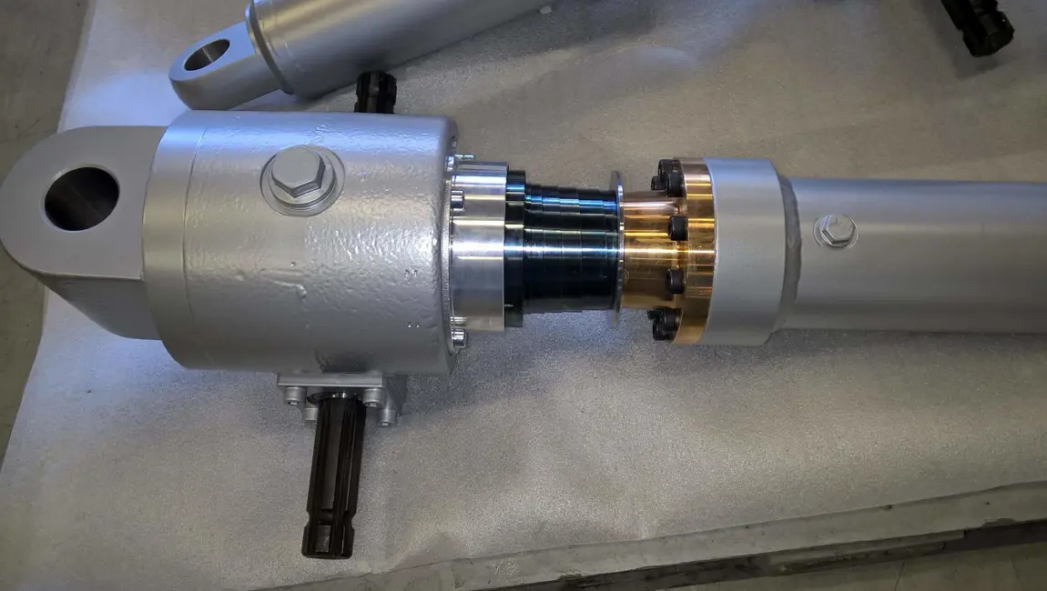 Kumera Anode Jacks. Smelters worldwide are served by Kumera Anode Jacking Systems securing high efficient pot operations. Since 1952 Kumera (Norgear) has been supplying Anode Jacking Systems for most used reduction technologies of aluminium production.