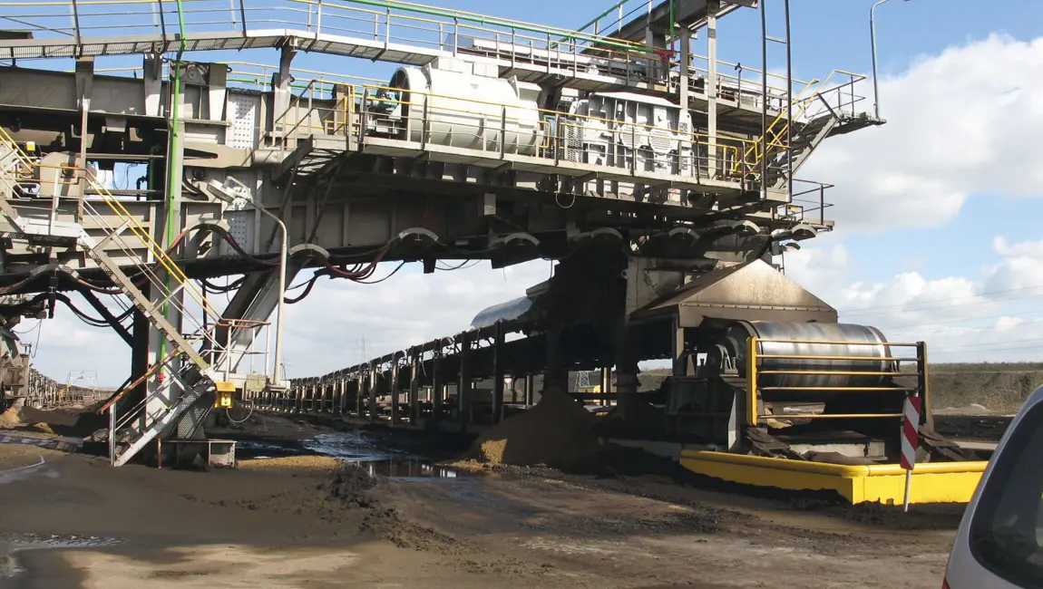 Kumera Custom Built Heavy-Duty Gearboxes for Opencast Mining. Kumera Conveyor Gearboxes and Landing Gearboxes.